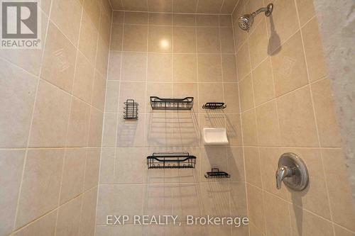 39 - 75 Prince William Way, Barrie (Innis-Shore), ON - Indoor Photo Showing Bathroom