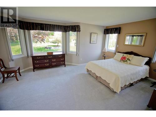 150 Deerview Crescent, Princeton, BC - Indoor Photo Showing Bedroom