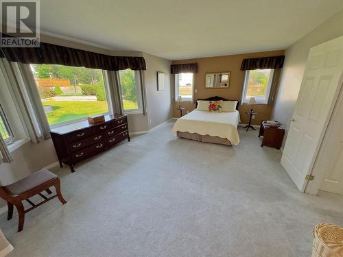 150 Deerview Crescent, Princeton, BC - Indoor Photo Showing Bedroom