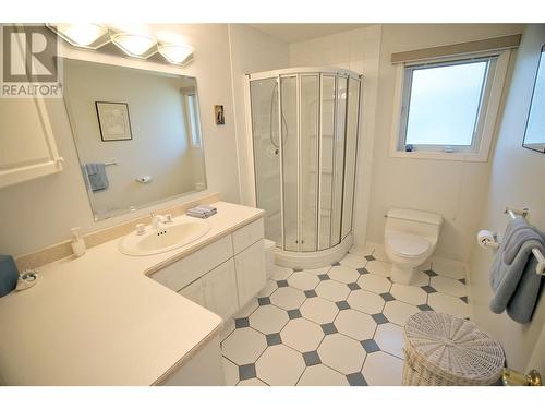 150 Deerview Crescent, Princeton, BC - Indoor Photo Showing Bathroom