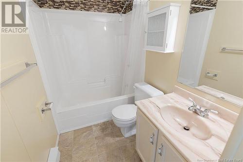 19 Anemone Street, Moncton, NB - Indoor Photo Showing Bathroom