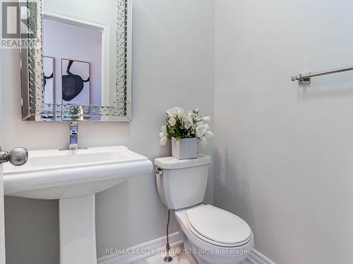 3 Frampton Road, Brampton (Northwest Brampton), ON - Indoor Photo Showing Bathroom