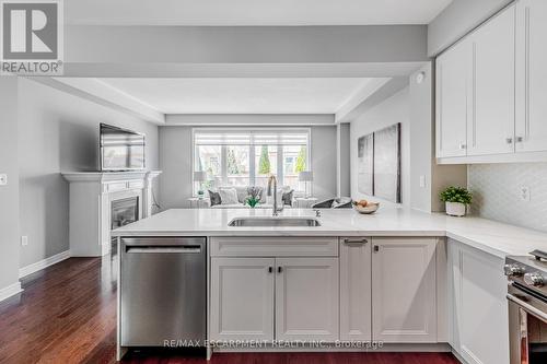 3301 Stalybridge Drive, Oakville (Palermo West), ON - Indoor Photo Showing Kitchen