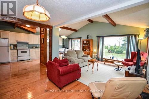 13924 Kennedy Road, Caledon, ON - Indoor