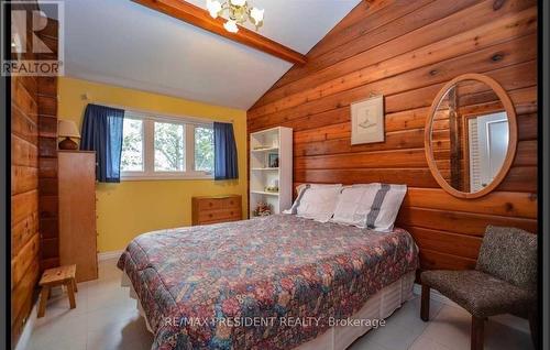 13924 Kennedy Road, Caledon, ON - Indoor Photo Showing Bedroom