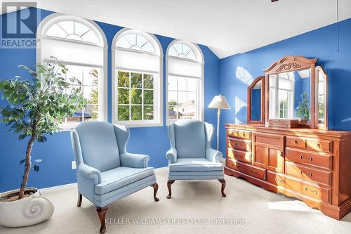 Bright, beautiful primary bedroom! - 1571 Beaverbrook Avenue, London, ON - Indoor