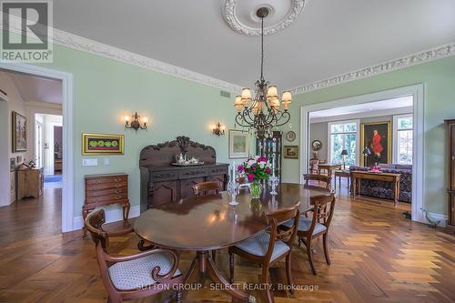 8995 Parkhouse Drive, Strathroy-Caradoc (Mount Brydges), ON - Indoor Photo Showing Dining Room