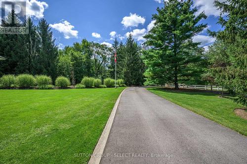 8995 Parkhouse Drive, Strathroy-Caradoc (Mount Brydges), ON - Outdoor With View