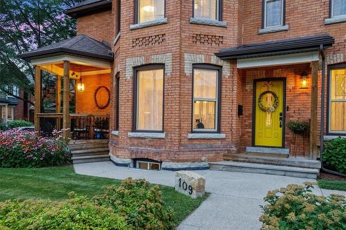 109 Ontario Avenue, Hamilton, ON - Outdoor