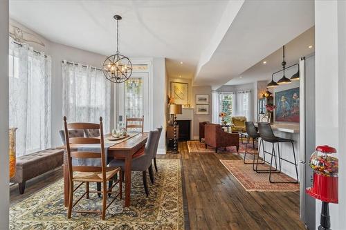 109 Ontario Avenue, Hamilton, ON - Indoor Photo Showing Dining Room