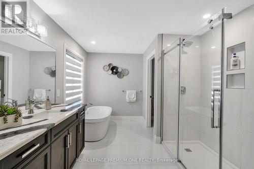 1177 Meadowlark Ridge, London, ON - Indoor Photo Showing Bathroom