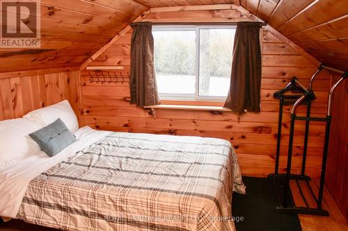 810 4Th Line, Douro-Dummer, ON - Indoor Photo Showing Bedroom