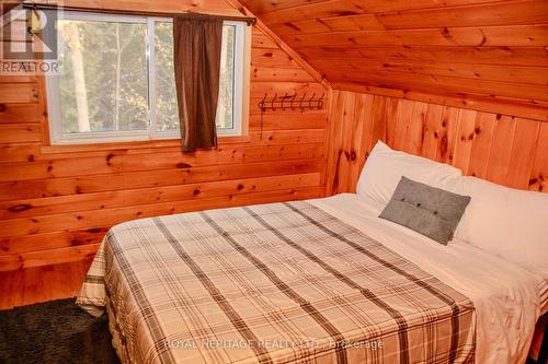 810 4Th Line, Douro-Dummer, ON - Indoor Photo Showing Bedroom