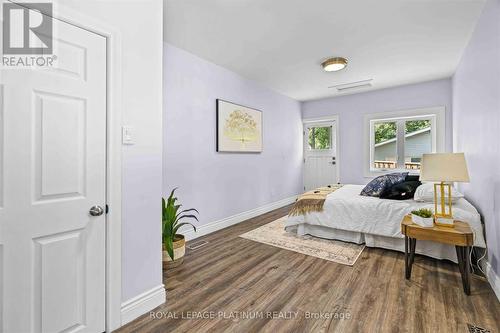 292 Grey Street, London, ON - Indoor Photo Showing Bedroom