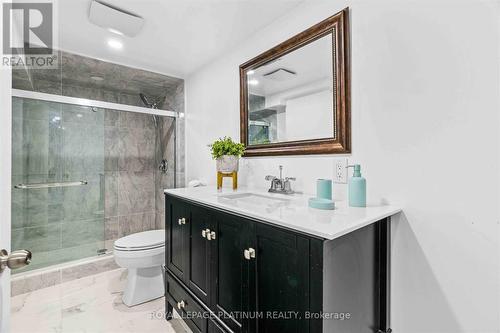 292 Grey Street, London, ON - Indoor Photo Showing Bathroom