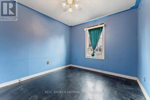 63 Ward Street, Toronto (Dovercourt-Wallace Emerson-Junction), ON - Indoor Photo Showing Other Room