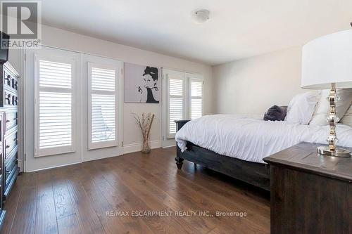 958 Beach Boulevard, Hamilton, ON - Indoor Photo Showing Bedroom