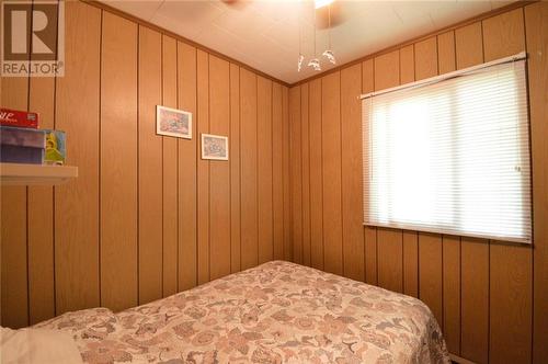 689 River Drive, Lanark Highlands, ON - Indoor Photo Showing Bedroom