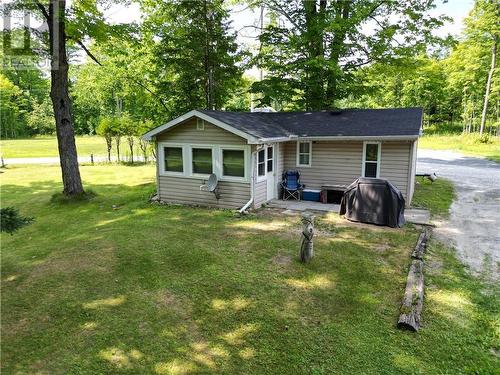 689 River Drive, Lanark Highlands, ON - Outdoor