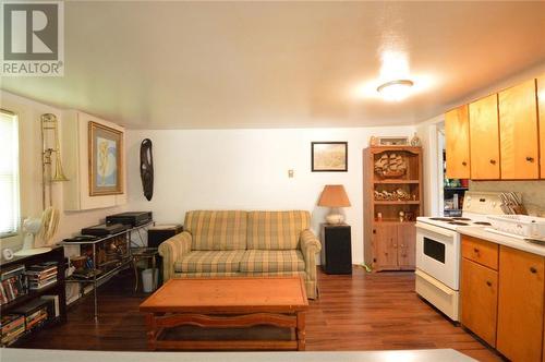 689 River Drive, Lanark Highlands, ON - Indoor Photo Showing Kitchen