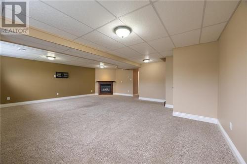 huge family room with gas fireplace - 1051 Butler Boulevard, Petawawa, ON - Indoor