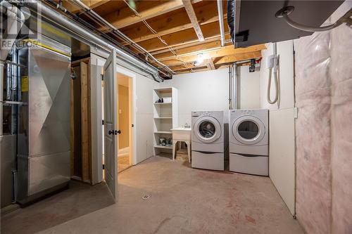 laundry - 1051 Butler Boulevard, Petawawa, ON - Indoor Photo Showing Laundry Room