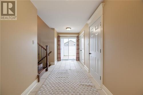 spacious foyer - 1051 Butler Boulevard, Petawawa, ON - Indoor Photo Showing Other Room