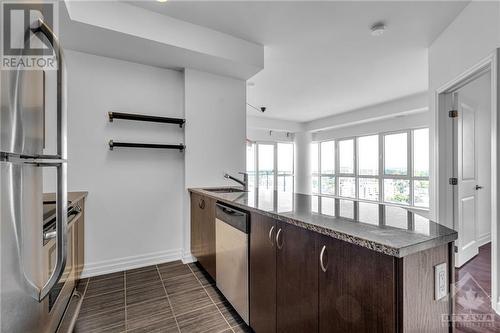 90 Landry Street Unit#1704, Ottawa, ON - Indoor Photo Showing Kitchen