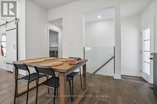 214 Lakewood Drive, Oakville, ON - Indoor Photo Showing Dining Room