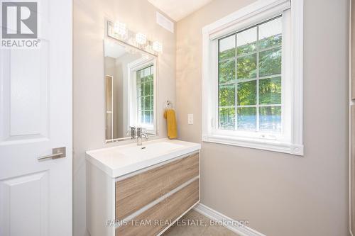 70 Copeland Creek Drive, Tiny, ON - Indoor Photo Showing Bathroom