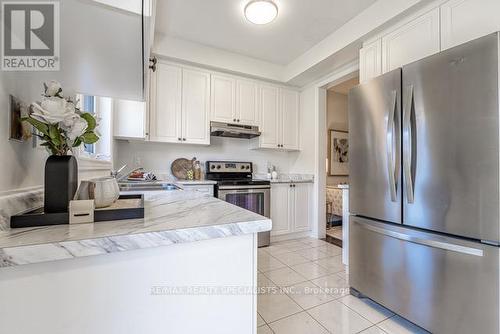 7 Snelgrove Crescent, Barrie (Sunnidale), ON - Indoor Photo Showing Kitchen With Stainless Steel Kitchen