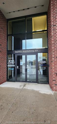 D202/203-1695 Manning, Tecumseh, ON 