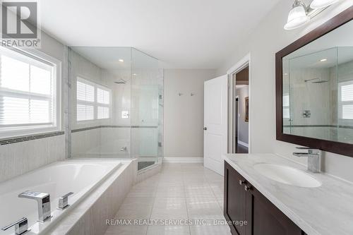 1 Atchison Drive, Caledon, ON - Indoor Photo Showing Bathroom