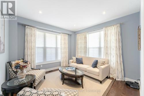 1 Atchison Drive, Caledon, ON - Indoor Photo Showing Living Room