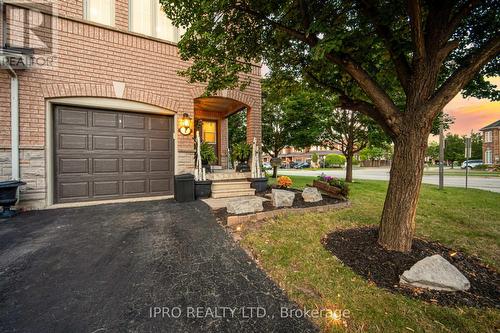 1 - 5555 Prince William Drive S, Burlington (Appleby), ON - Outdoor