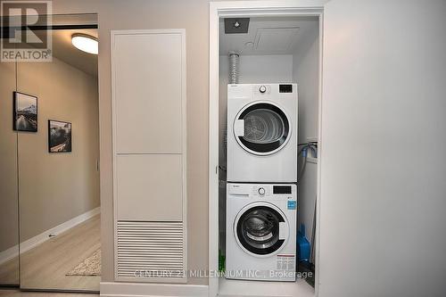 1103 - 3883 Quartz Road, Mississauga, ON - Indoor Photo Showing Laundry Room