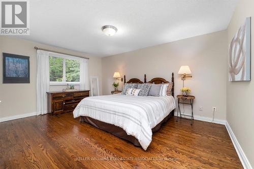 1244 Woodland Avenue, Mississauga (Mineola), ON - Indoor Photo Showing Bedroom