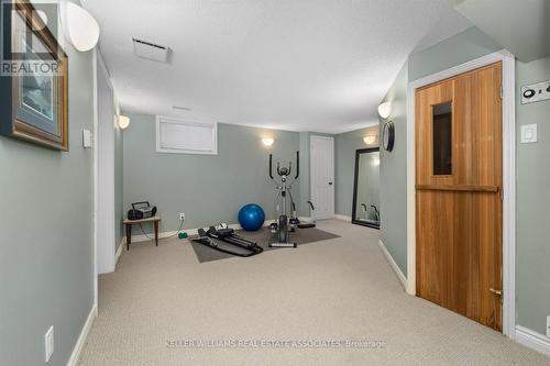 1244 Woodland Avenue, Mississauga, ON - Indoor