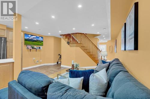 25 Heartview Road, Brampton, ON - Indoor