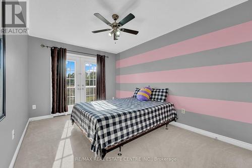 25 Heartview Road, Brampton, ON - Indoor Photo Showing Bedroom