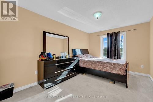 25 Heartview Road, Brampton, ON - Indoor Photo Showing Bedroom