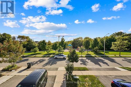 25 Heartview Road, Brampton (Sandringham-Wellington), ON - Outdoor With View