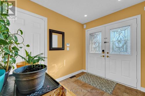 25 Heartview Road, Brampton (Sandringham-Wellington), ON - Indoor Photo Showing Other Room