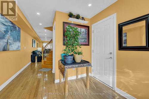 25 Heartview Road, Brampton, ON - Indoor Photo Showing Other Room