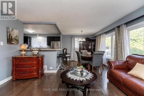 8 Edwin Drive, Brampton (Brampton South), ON - Indoor Photo Showing Living Room