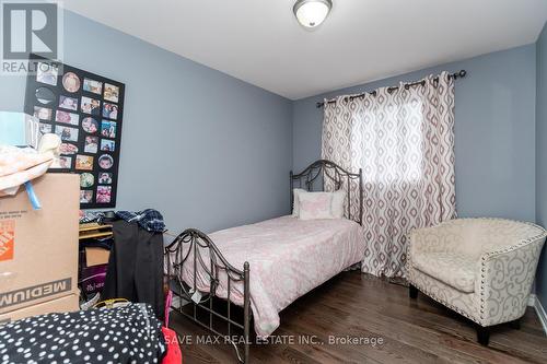 8 Edwin Drive, Brampton, ON - Indoor Photo Showing Bedroom