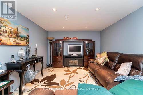 8 Edwin Drive, Brampton (Brampton South), ON - Indoor Photo Showing Living Room