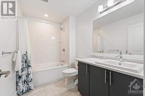 309 Joshua Street, Ottawa, ON - Indoor Photo Showing Bathroom