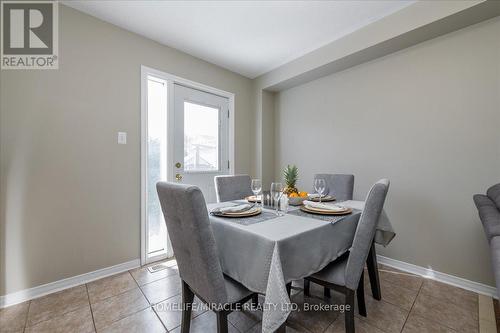 68 Admiral Crescent, Essa, ON - Indoor Photo Showing Dining Room