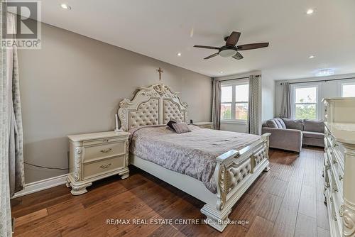 58 Leeward Drive, Brampton (Westgate), ON - Indoor Photo Showing Bedroom